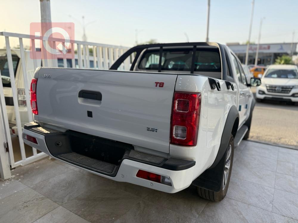 جاک T8